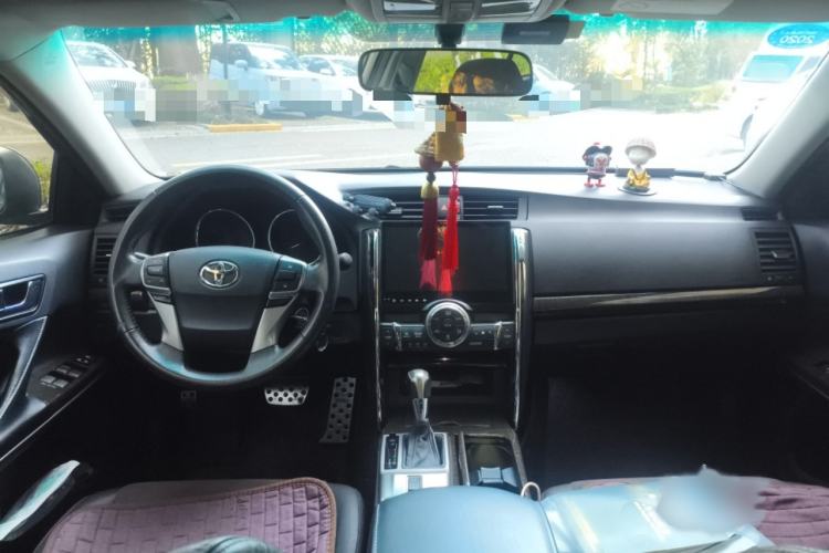Used Toyota Reiz 2013 2.5V Shangrui Edition Interior 2
