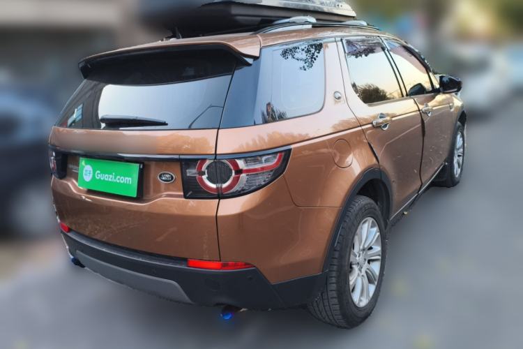 Used Land Rover Discovery Sport 2017 2.0T SE Rear Right 45 Deg