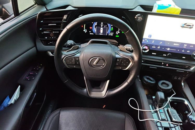 Used Lexus RX New Energy 2023 450h+ Four-Wheel Drive Enjoyment Edition Steering Wheel