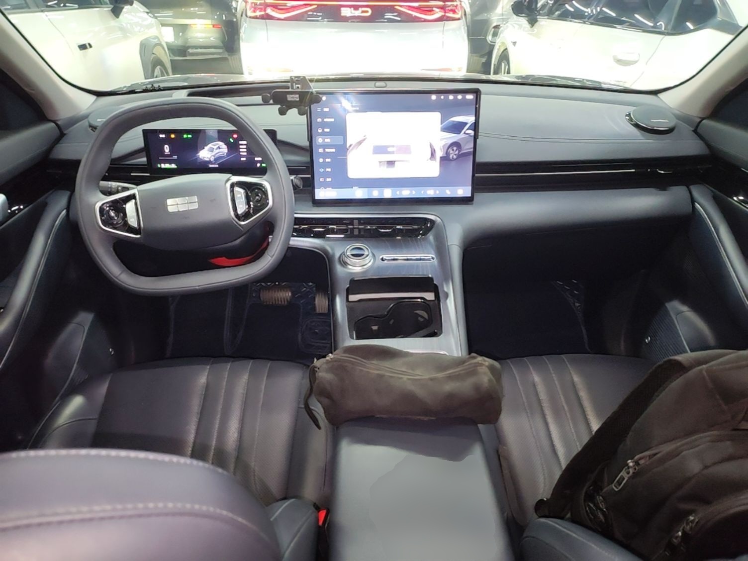 Geely Galaxy E5 2024 530 km Exploration+ Version — снимка 17
