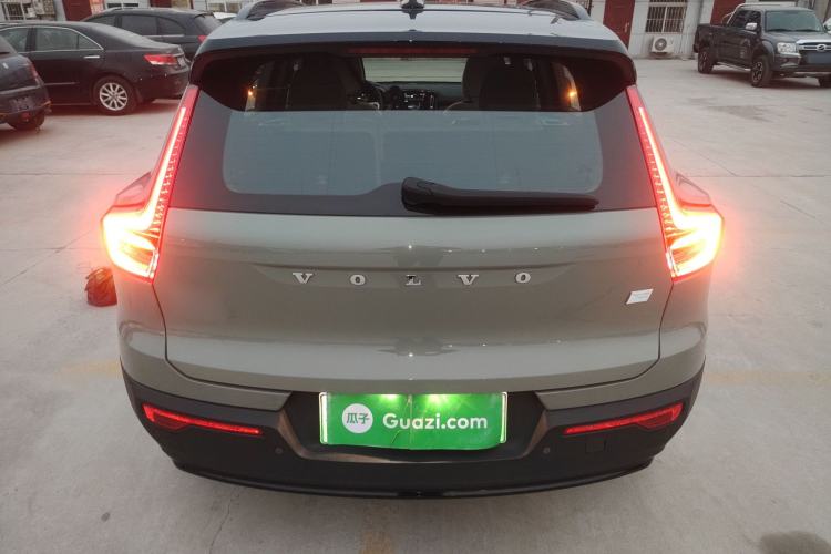 Used Volvo XC40 New Energy 2023 Four-Wheel-Drive High-Performance Version
