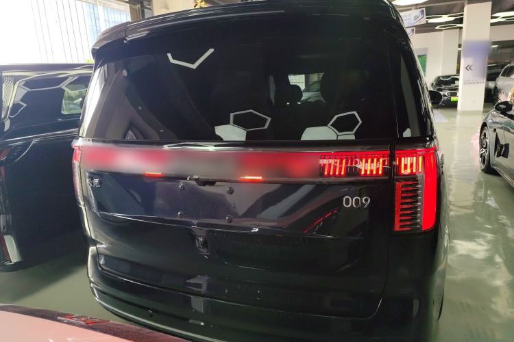 Used Zeekr 009 2022 ME Edition
