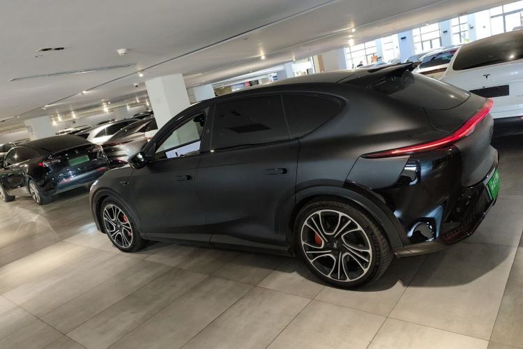 Used IM LS7 2023 100kWh Lux All-Wheel-Drive Version