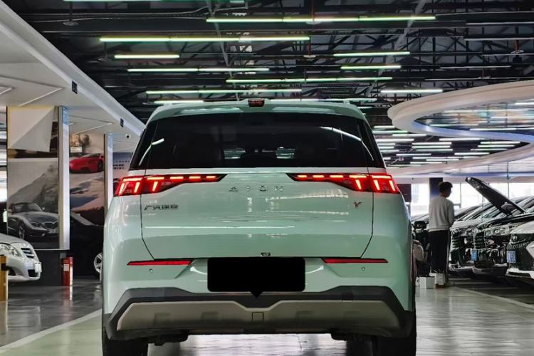 Used AION Y 2022 70 Intelligent Edition Lithium Iron Phosphate