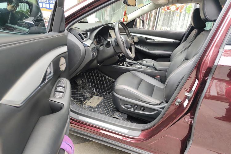 Used Infiniti QX50 2018 2.0T Two-Wheel Drive Fashion Edition