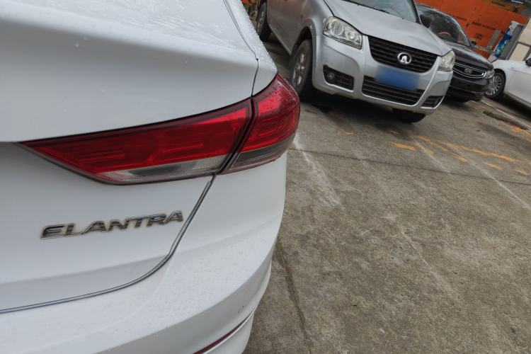 Used Hyundai Elantra (6th Generation / Lingdong) 2019 1.5L CVT ZhiXuan – Elite Version Right Rear Taillight