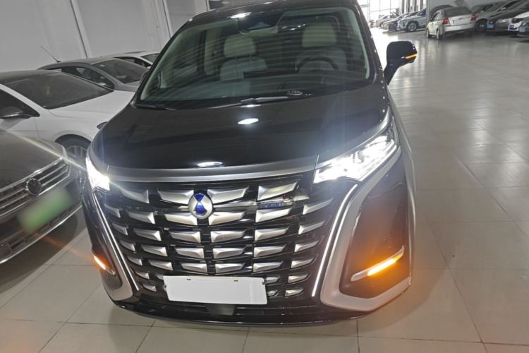 Used Denza D9 2024 DM-i 980 Four-Wheel Drive Prestige Model

