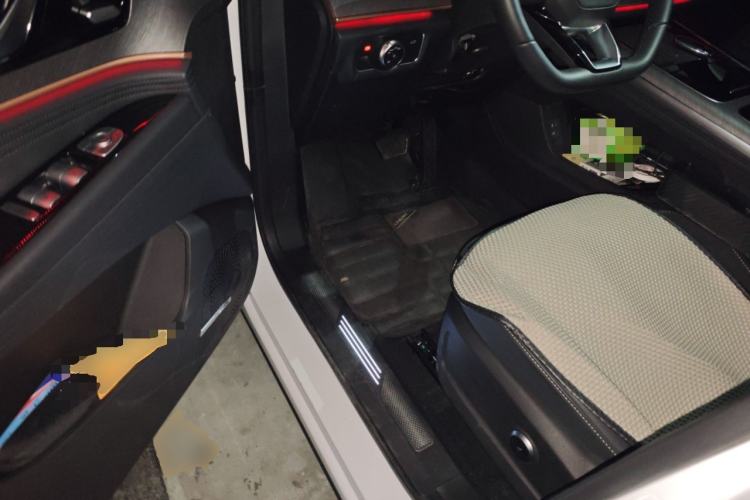 Used Chery Tiggo 9 2025 2.0T Dual-Clutch Two-Wheel Drive Luxury Edition 5 Seats