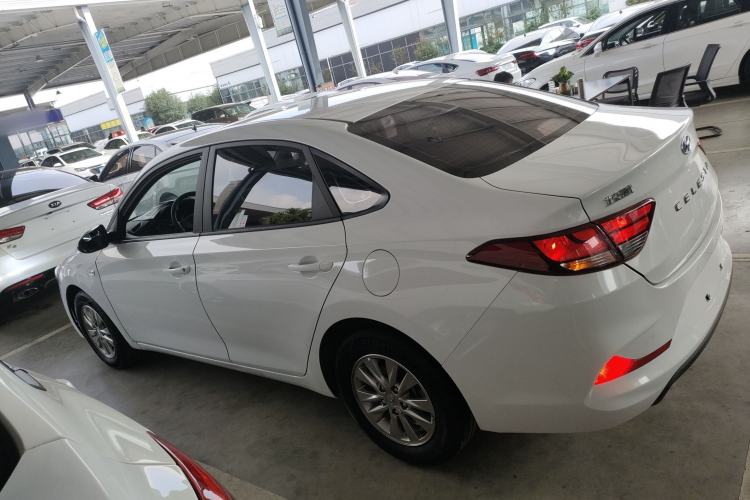 Used Hyundai Celesta 2017 1.6L Automatic Enjoyment Version GLS