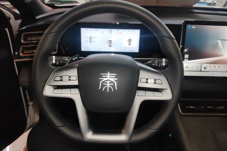 Used BYD Qin L 2025 DM-i Smart Drive 120KM Superior Model
