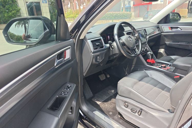 Used Volkswagen Teramont 2020 Revised Version 380TSI Four-Wheel Drive Luxury Edition Driver Seat