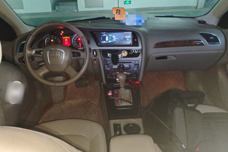 Used Audi A4L 2012 2.0 TFSI automatic standard version