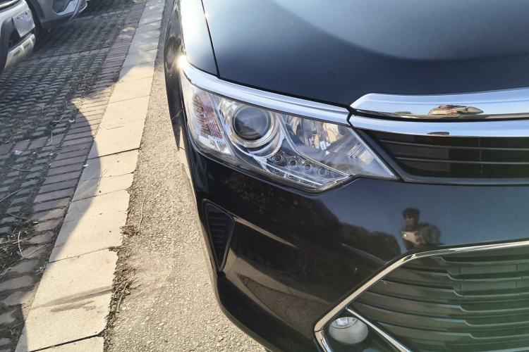 Used Toyota Camry 2016 2.0G 10th Anniversary Leading Edition
