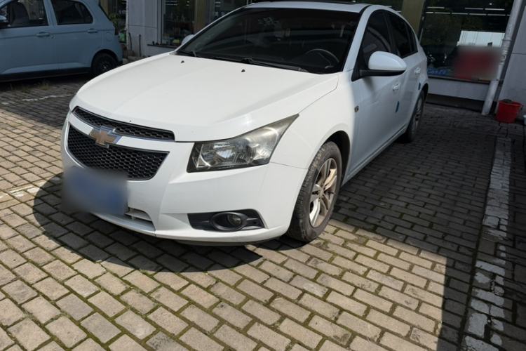 Used Chevrolet Cruze 2015 Hatchback 1.6L Automatic Comfort Edition