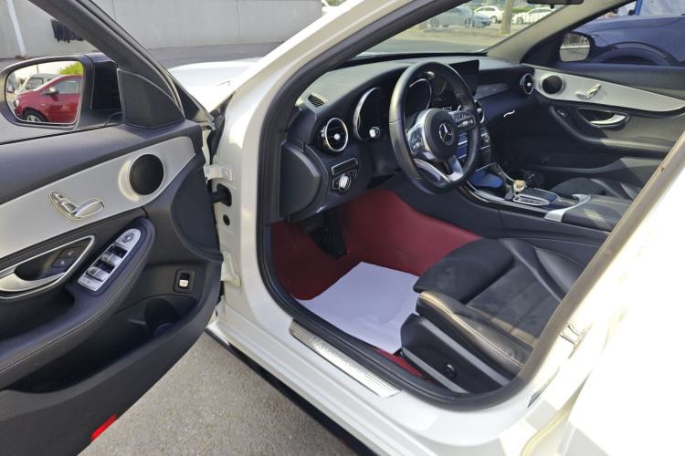 Used Mercedes-Benz C-Class 2019 C 260 Sport Edition Driver Seat