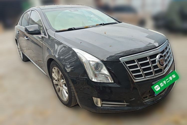 Used Cadillac XTS 2014 28T Luxury Model Front Right 45 Deg