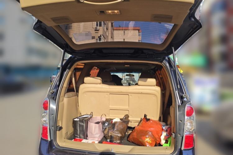 Used Buick GL8 2011 2.4L LT Executive Edition Trunk