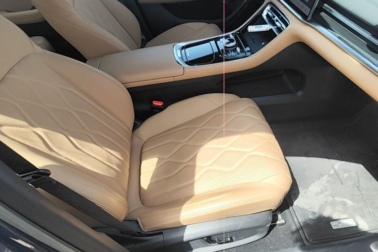 Used Geely Galaxy A7 2025 Model EM-i 150km Starship Edition Right Front Seat