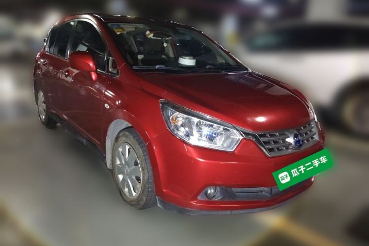 Used Venucia R50 2013 1.6L Automatic Fashion Edition
