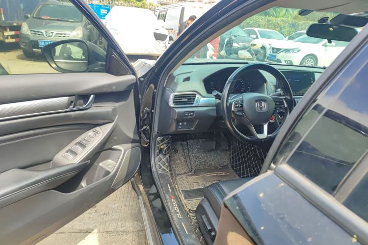 Used Honda Accord 2018 260TURBO Luxury Edition China VI
