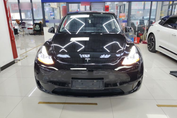 Used Tesla Model Y 2023 Rear-Wheel-Drive Version
