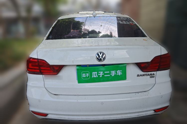 Used Volkswagen Santana 2016 1.6L Manual Comfort Edition

