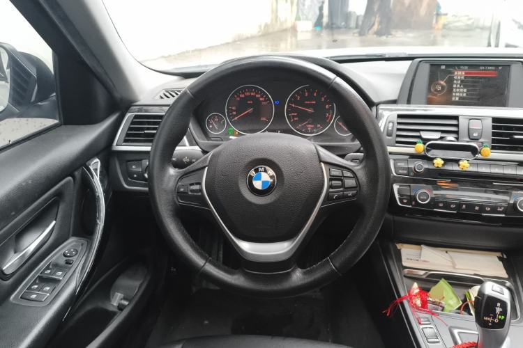 Used BMW 3 Series 2016 316i Fashion Model