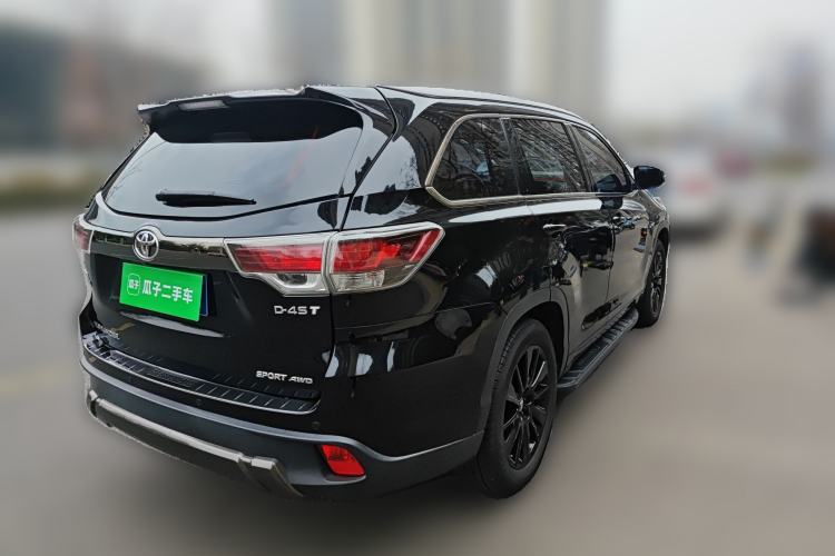 Used Toyota Highlander 2017 2.0T Four-Wheel Drive Black Edition Limited Model
