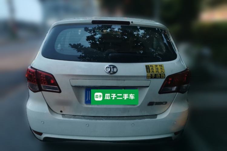 Used BAIC E Series 2012 Hatchback 1.3L Manual Liking Edition