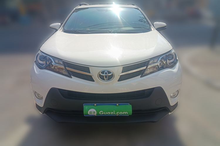 Used Toyota RAV4 2013 2.0L CVT Four-Wheel Drive New Edition