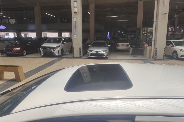 Used Honda Fit 2018 1.5L CVT Comfort Sunroof Version