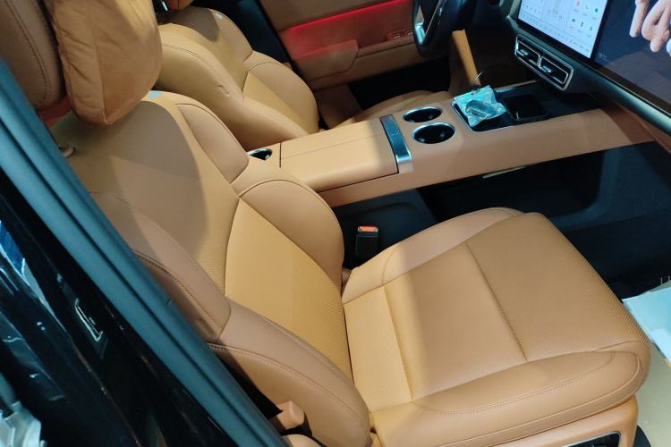 Used Li Auto L8 2025 Pro Smart Refresh Edition