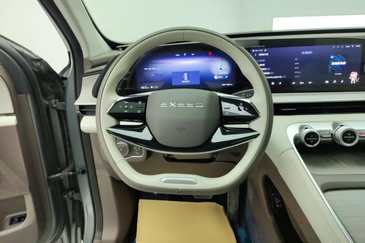 Used EXEED Stellar C-DM 2024 1.5T Long-Range Pro
