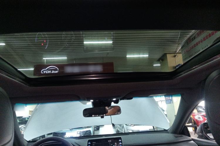 Used Toyota Avalon 2019 Dual-Engine 2.5L XLE Prestige Version China VI Standard