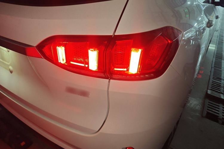 Used Wey VV6 2018 2.0T Four-Wheel Drive Flagship Version China V Standard
