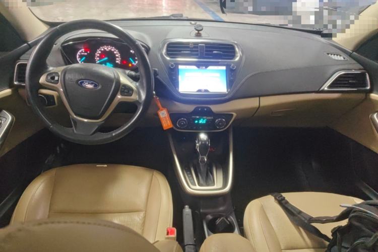 Used Ford Escort 2015 1.5L Automatic Fashion Model