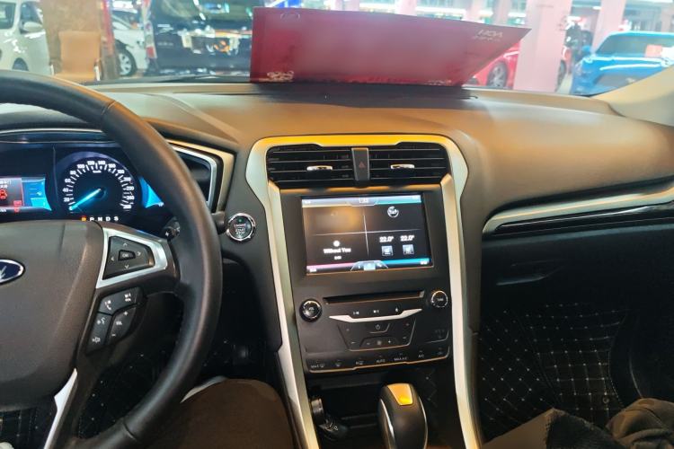 Used Ford Mondeo 2013 2.0L GTDi 200 Luxury Model