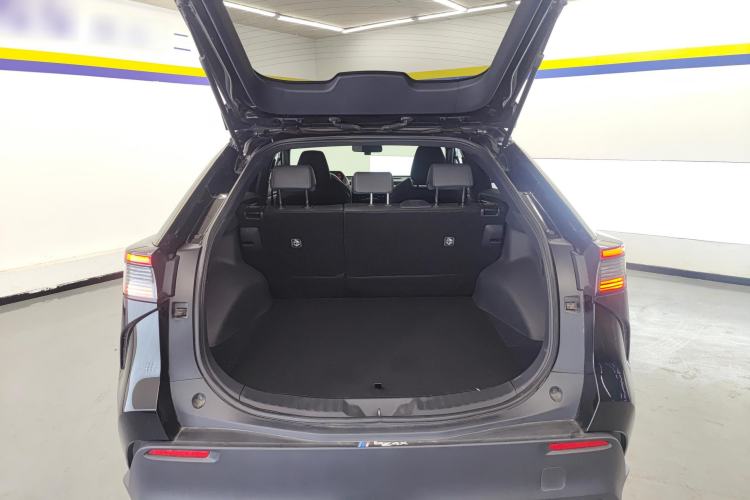 Used Toyota FAW bZ4X 2022 Two-Wheel-Drive Elite JOY Edition
