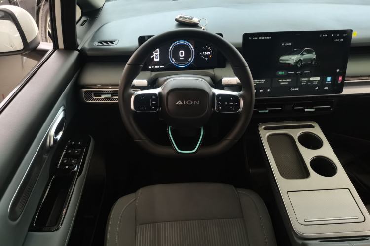 Used AION Y 2023 Plus 510 Enjoy Edition