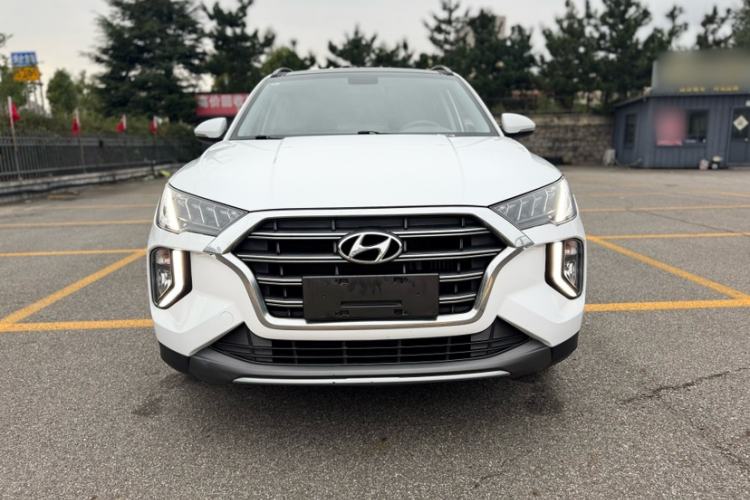 Used Hyundai Tucson 2019 280TGDi Dual-Clutch Two-Wheel Drive Fashion Edition China VI Standard