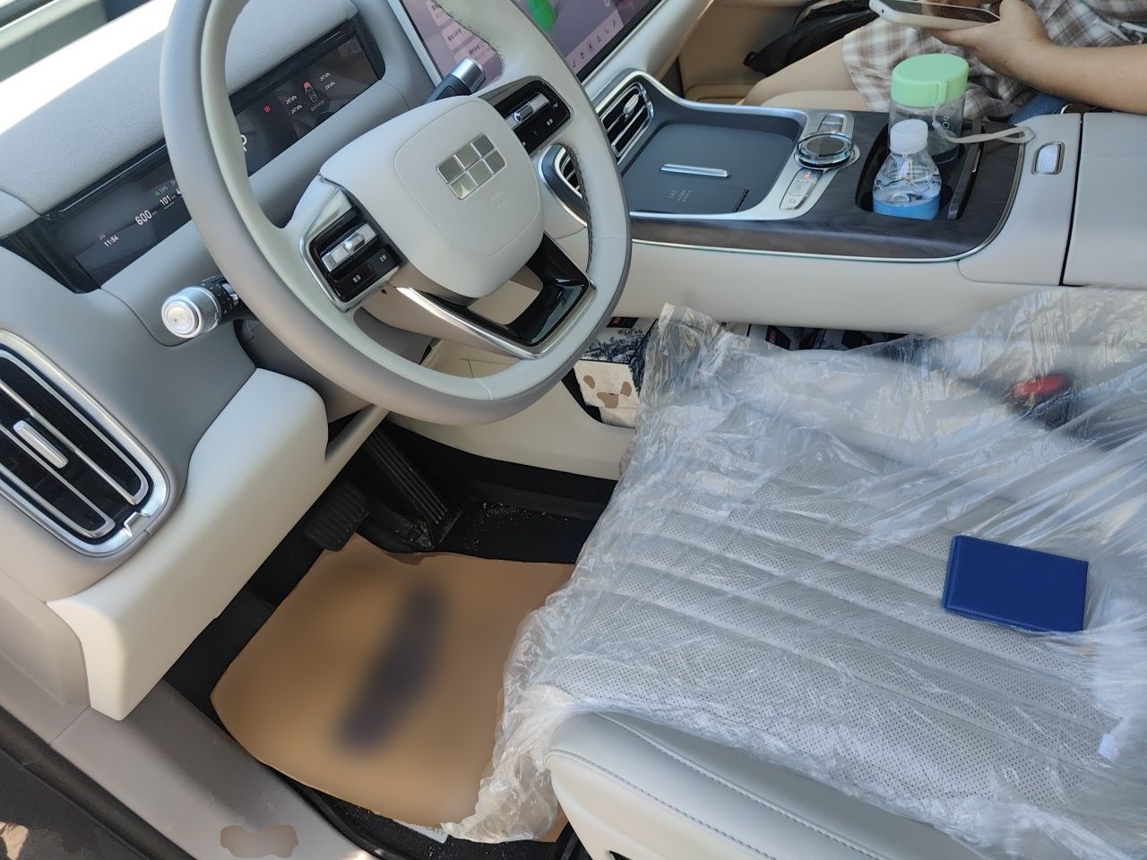 Geely Galaxy M9 2025 Model 230km Two-Wheel-Drive Exploration Edition — снимка 15
