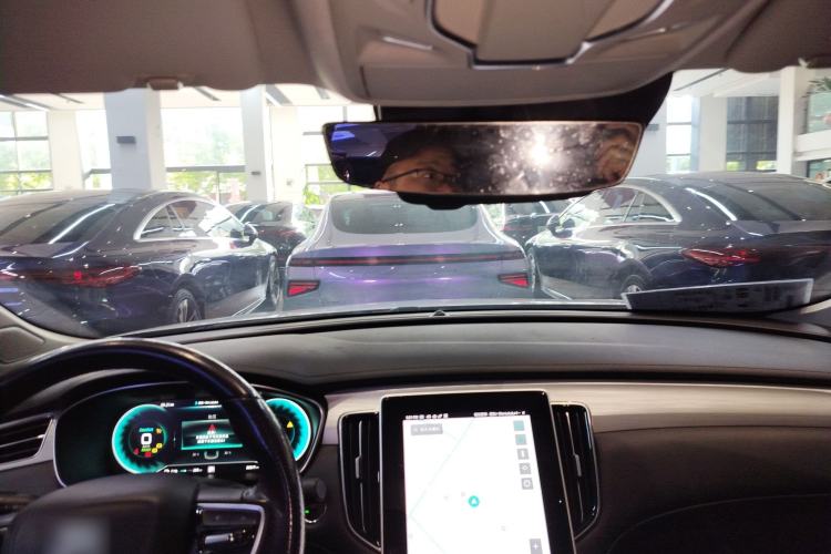 Used Rising ER6 2020 620 km Smart Edition
