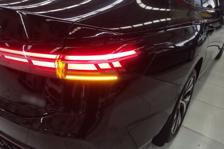 Used Volkswagen Passat 2025 Pro 380TSI Starry Dragon Edition
