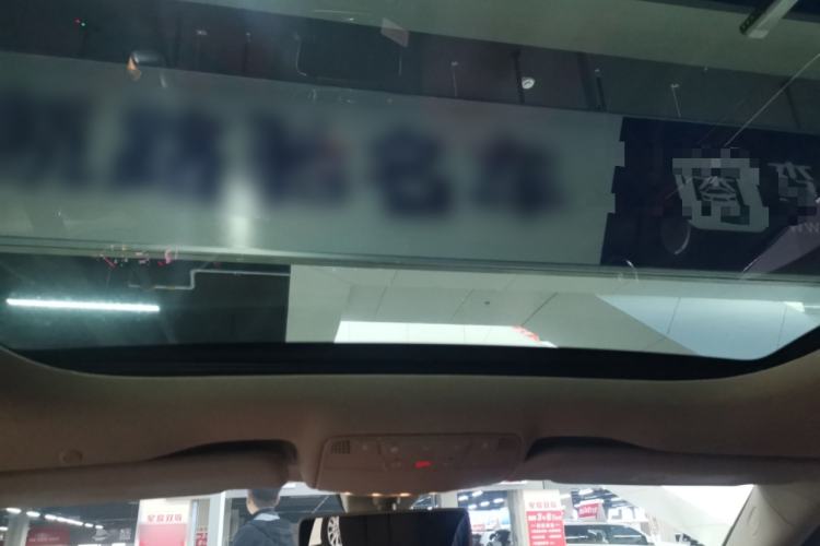 Used Mercedes-Benz E-Class 2018 Facelift E 300 L Luxury Edition
