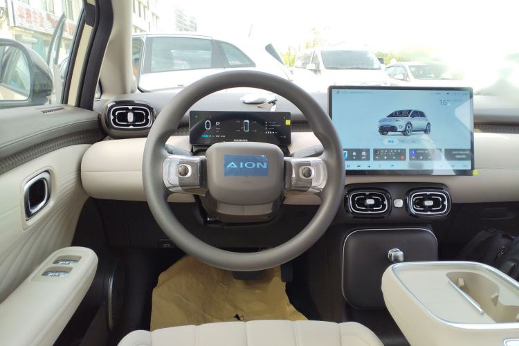 Used AION UT 2025 330 Starlight Edition
