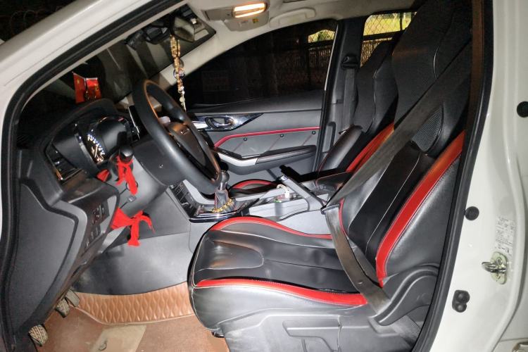 Used Venucia D60 2018 1.6L Manual Smart Connect Elite Edition