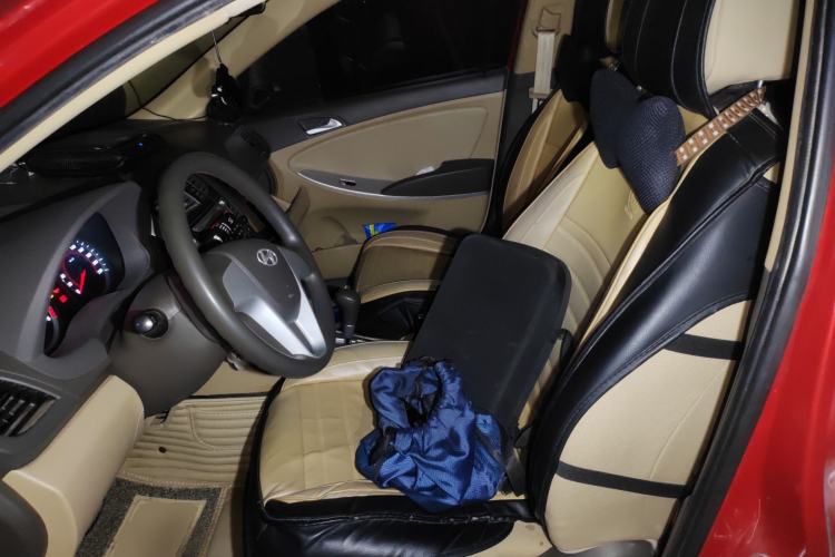 Used Hyundai Verna (older generation) 2010 Sedan 1.4L Automatic Fashionable GT Model
