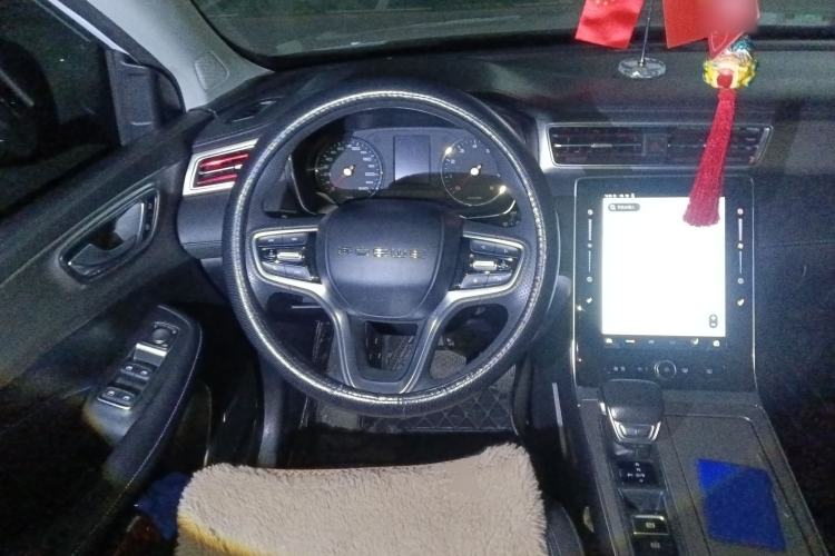 Used Roewe RX5 2022 330TGI Automatic National Style Edition