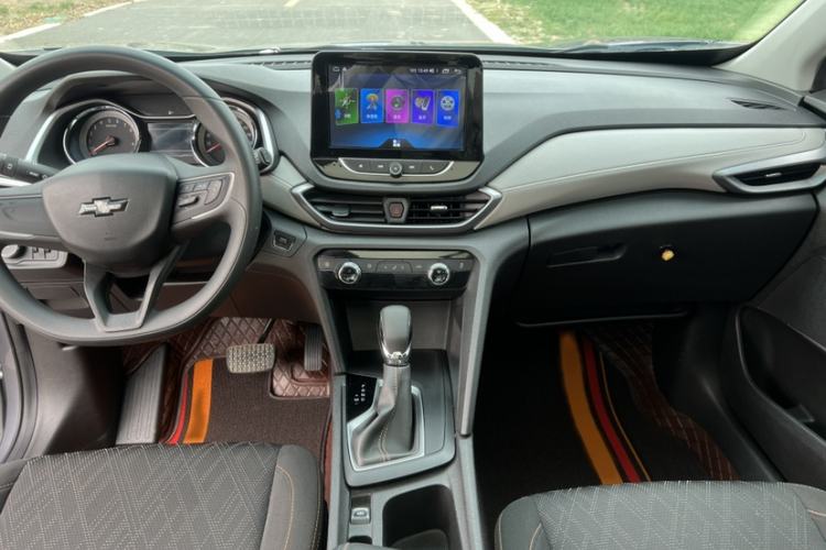 Used Chevrolet Orlando 2019 530T Automatic Luxury Edition (5+2 Seater) – China VI Standard Interior 1