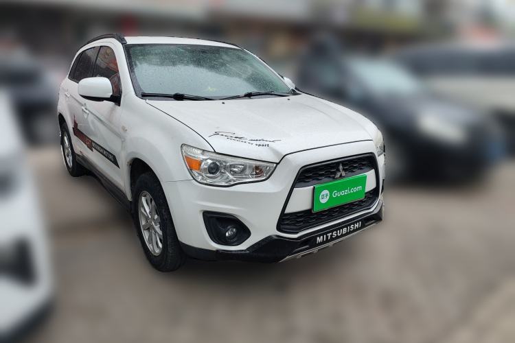Used Mitsubishi ASX 2013 1.6L Manual Two-Wheel Drive Standard Edition Front Right 45 Deg